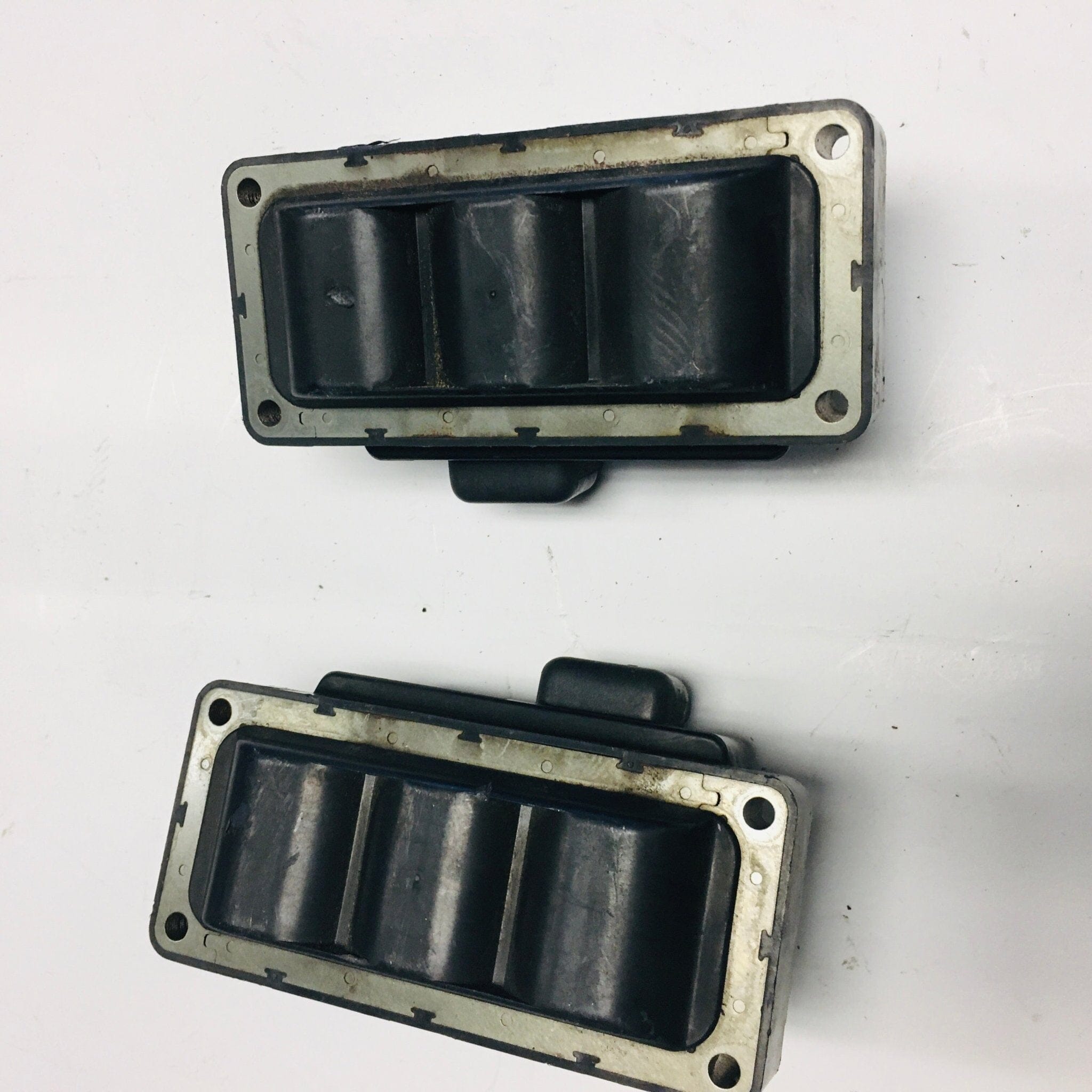 Mazda Eunos Cosmo Genuine Ignition Coil - 029700-7240 / 029700-7250
