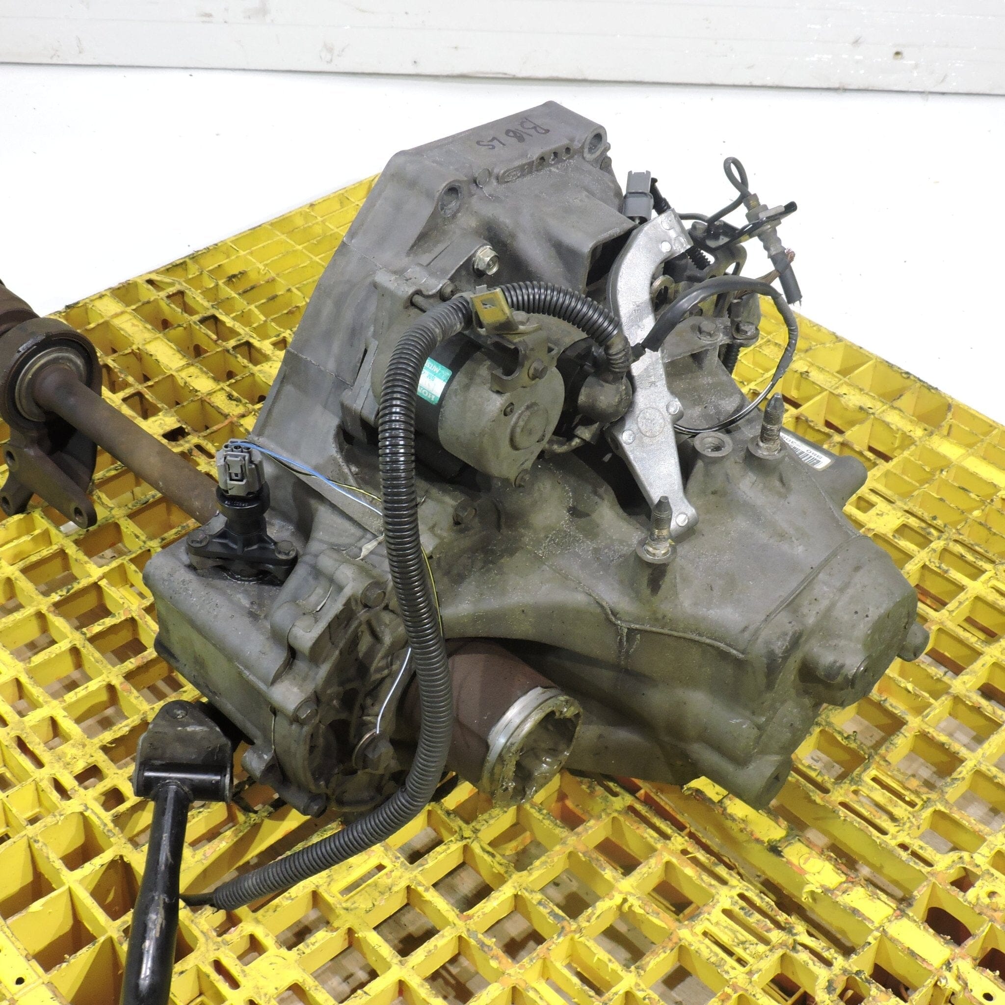 Honda Acura Integra 1994-2001 1.8L JDM Manual Transmission - S80