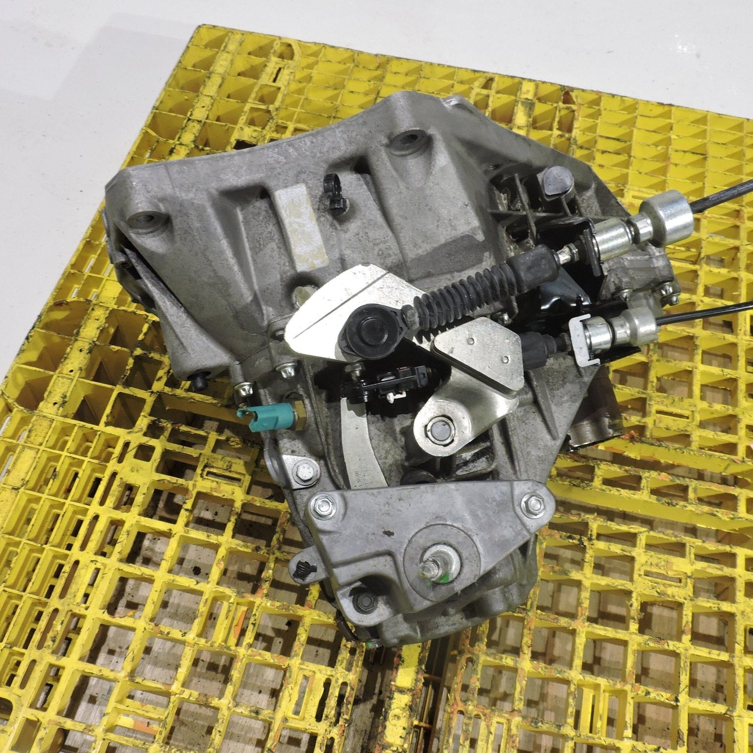 Nissan Cube 2009-2014 MR18DE 6 Speed Manual JDM Transmission