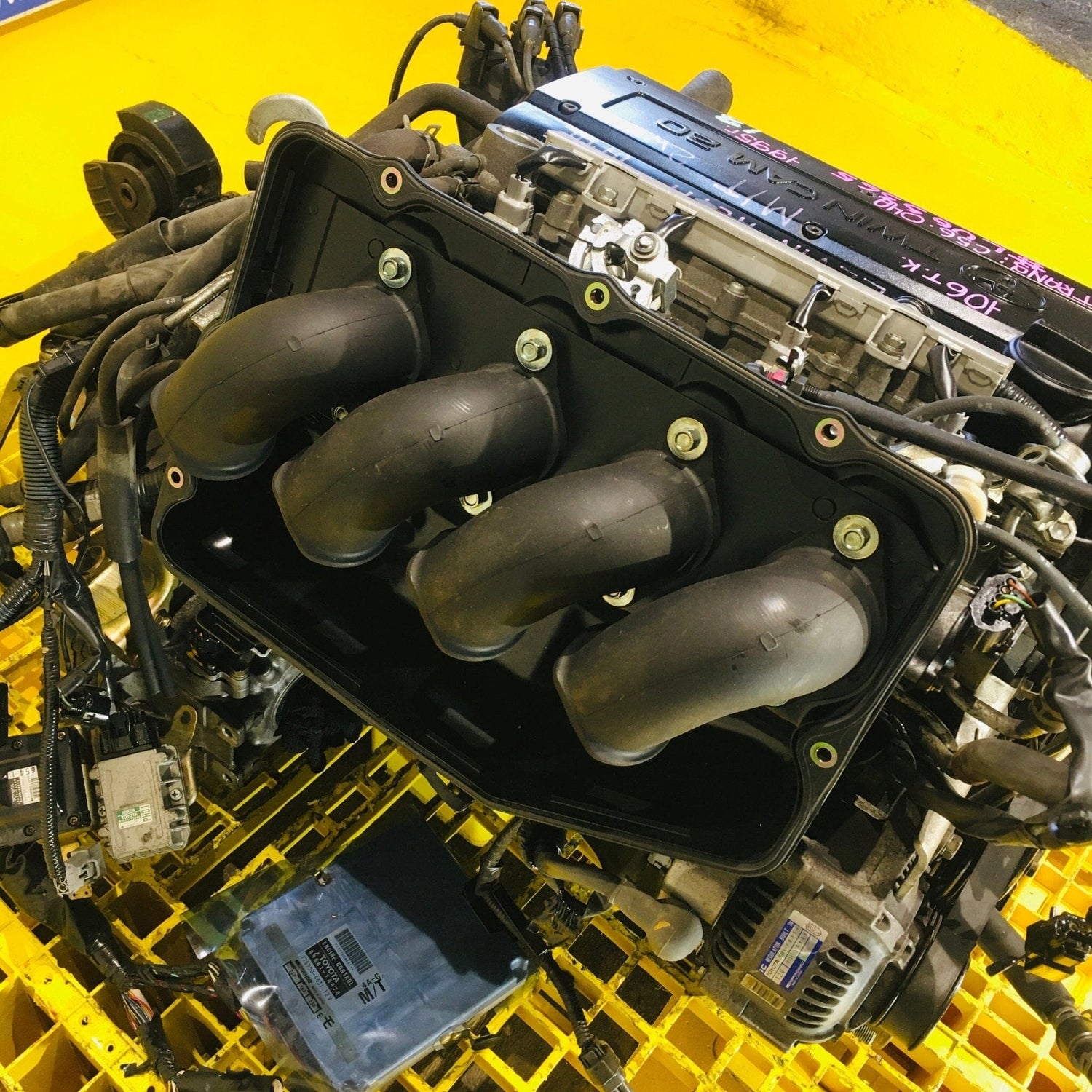 Toyota (1995-2002) 1.6L Vvt Black Top Complete JDM Engine 5 Speed Swap 
