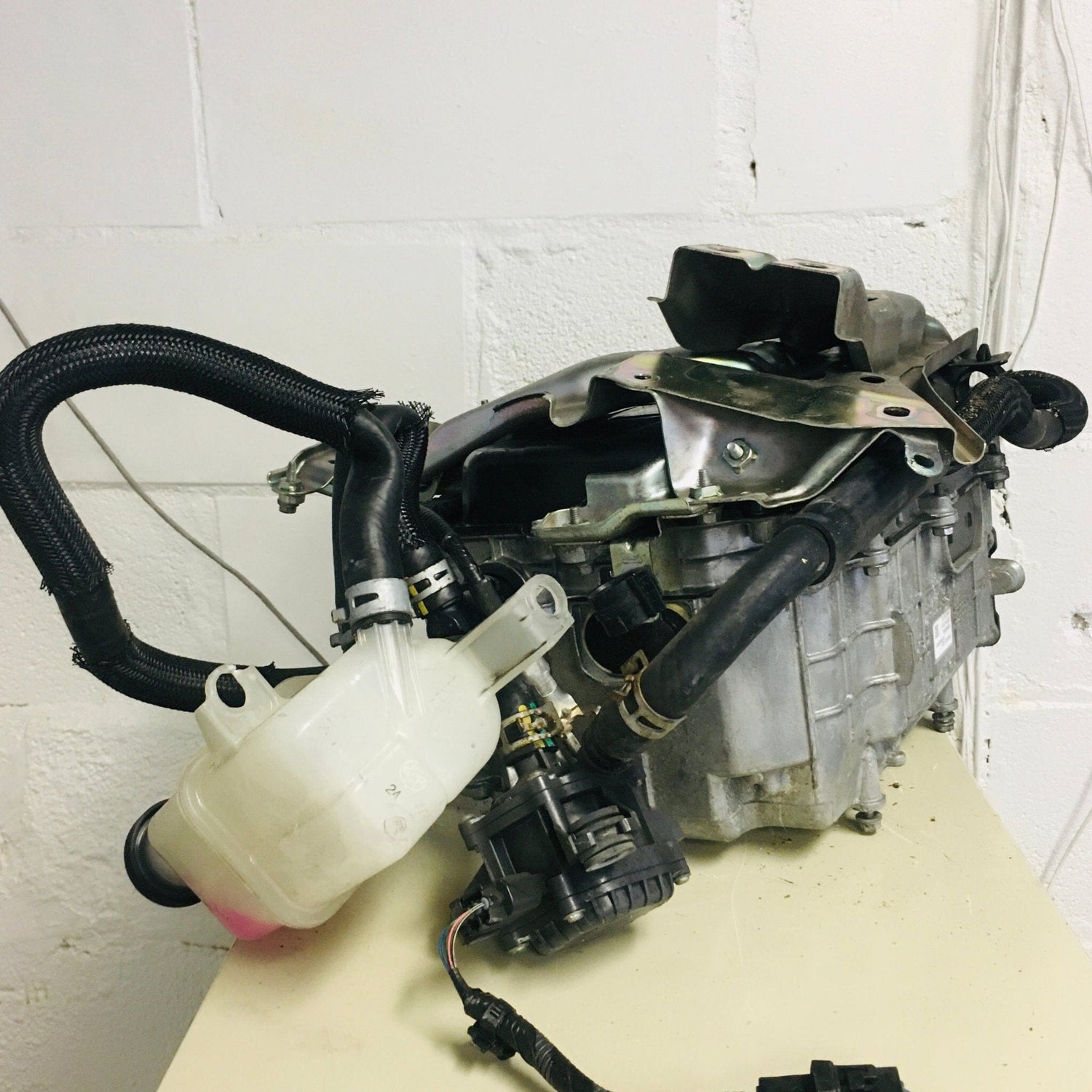 Toyota Prius 2010-2015 1.8L Hybrid Dc Inverter Assembly - 1e 